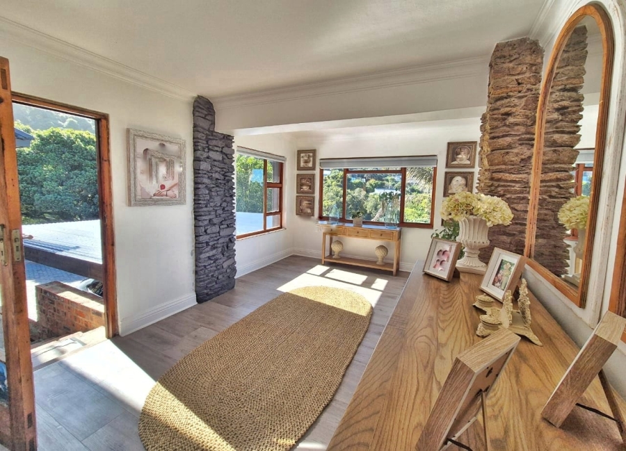 7 Bedroom Property for Sale in Wilderness Central Western Cape